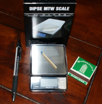 Dipse - MTW-Series -200, Digital Spice Scale, Fine Scale, Gold Scale Pocket Scale