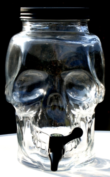 "Fountain Head of Death" 3L - Skull, Halloween, scary party, pirate party, garden party